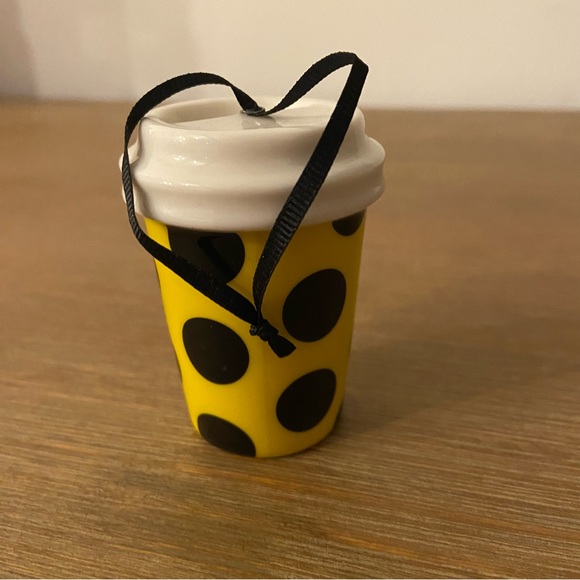 2015 Starbucks Ornament Yellow W/Black Polka Dots To-Go Cup - Picture 2 of 3